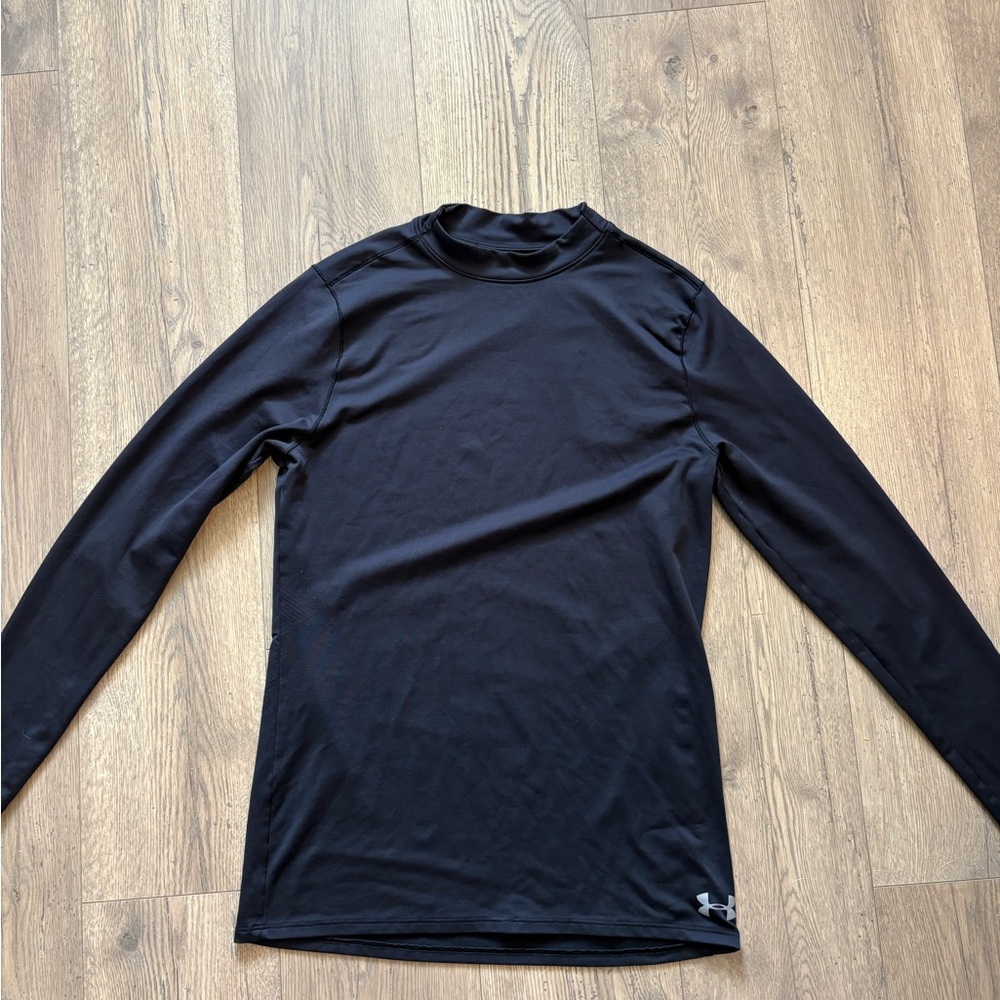 Under Armour Men's Dark Long Sleeve Tee w/ Turtle Neck